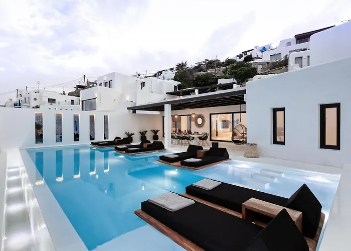 Psarou Black Platys Gialos (Mykonos)