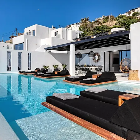 Psarou Black Platys Gialos (Mykonos)