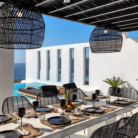 Psarou Black * Platys Gialos (Mykonos)