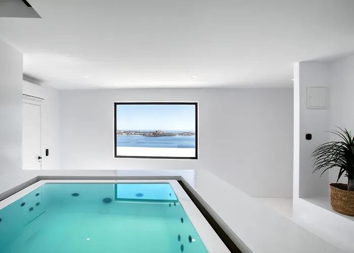 Psarou Black Villa *