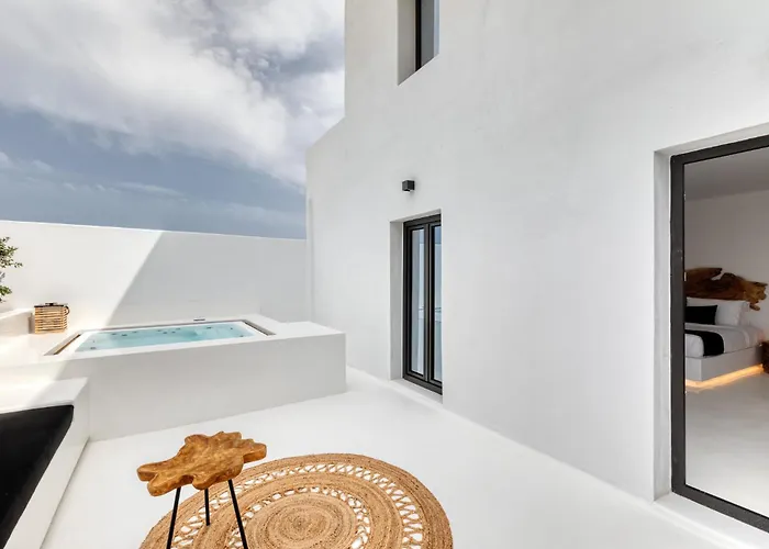 Psarou Black * Platys Gialos (Mykonos)