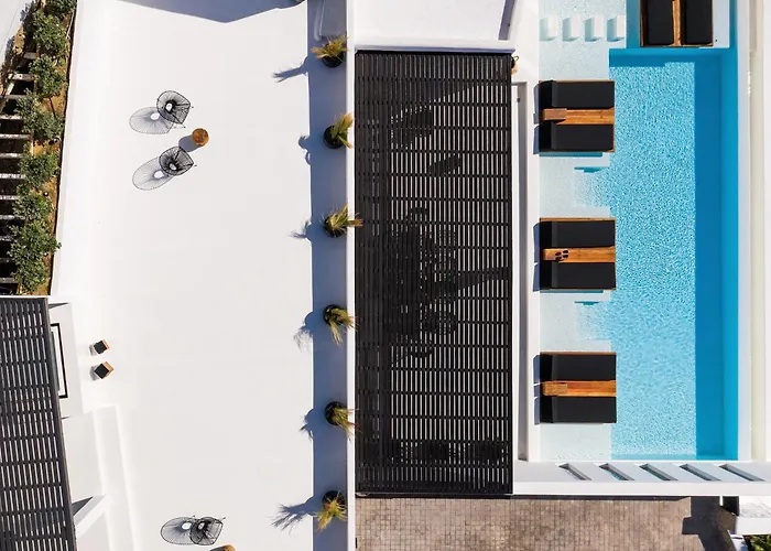 Βίλα Psarou Black