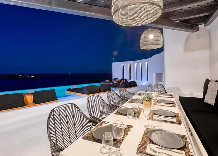 Βίλα Psarou Black